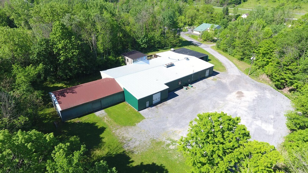 More Photos Of 2514 Foundry Pl, Clayville Industrial For Lease