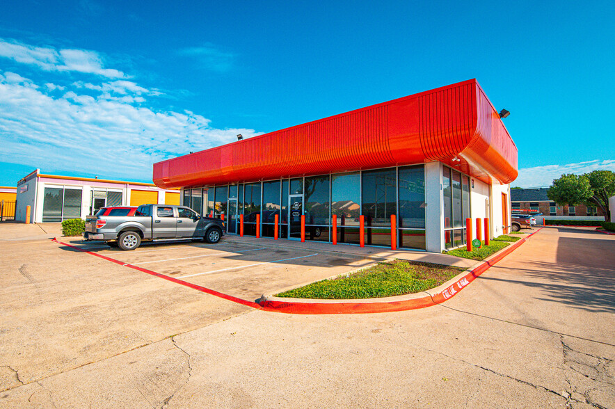 Primary Photo Of 4111 US Highway 80, Mesquite Showroom For Lease