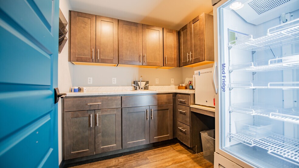 More Photos Of 121 Jpm Rd, Lewisburg Medical For Sale