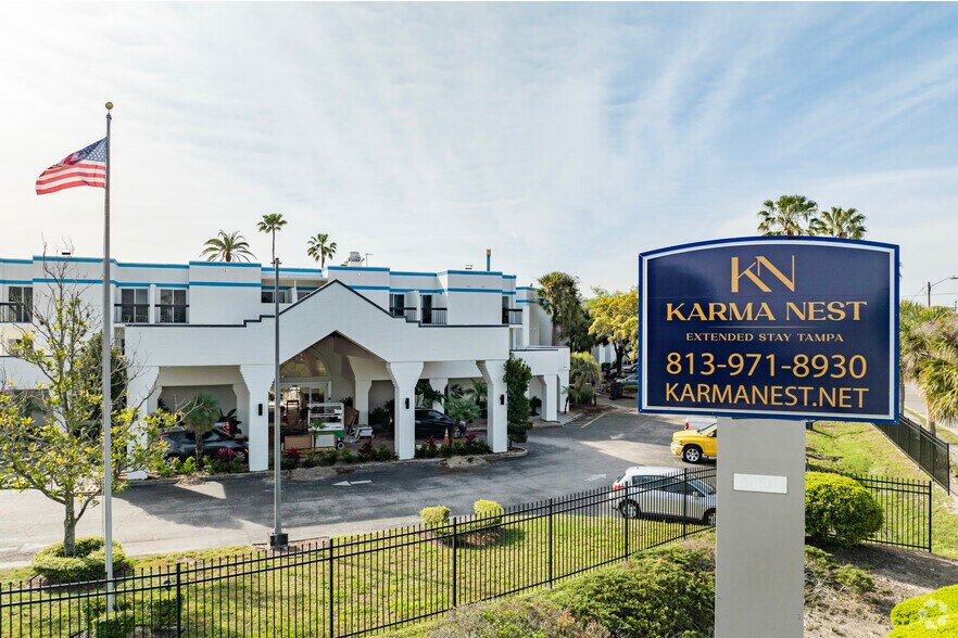 More Photos Of 3001 University Center Dr, Tampa Hotel For Lease