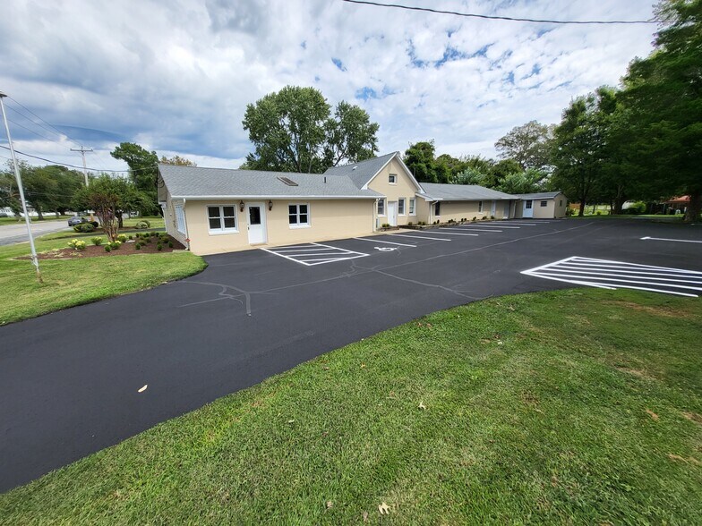 Primary Photo Of 320 Glebe Rd, Easton Office For Lease