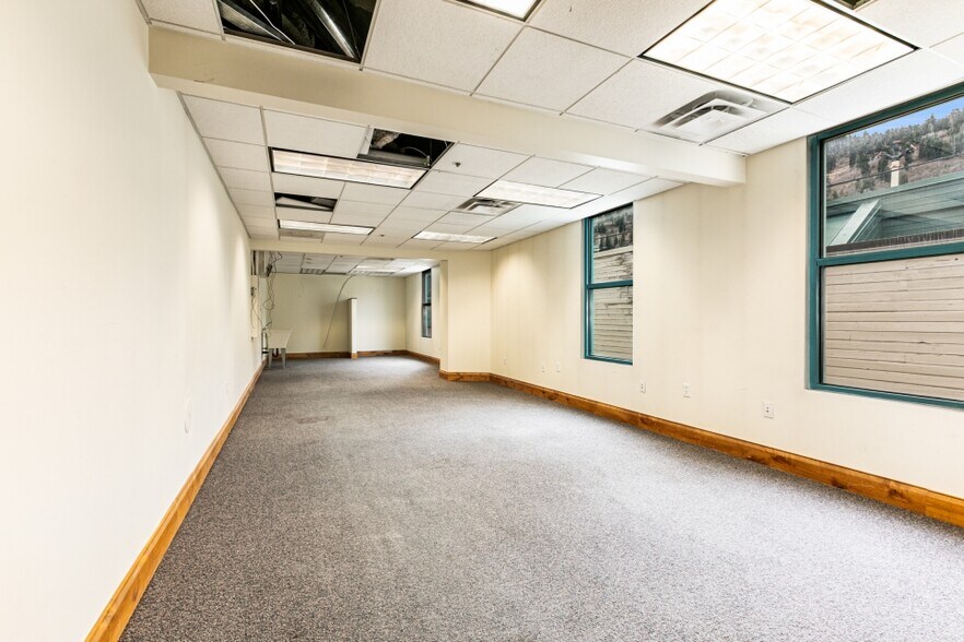 More Photos Of 136 Heber Ave, Park City Office For Lease