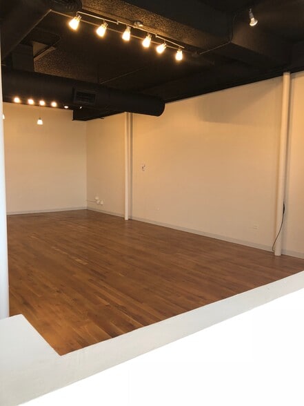 More Photos Of 910-948 W 8th Ave, Denver Storefront For Lease