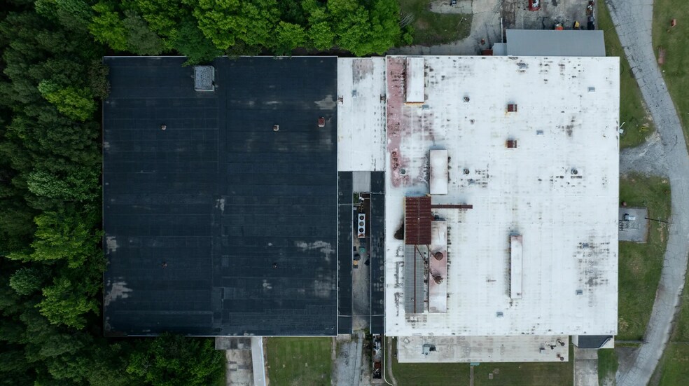 More Photos Of 584 Highway 28 S, Abbeville Warehouse For Lease