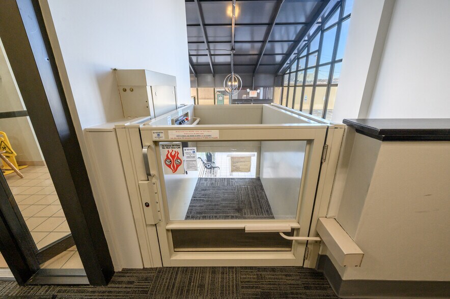 More Photos Of 17-10 River Rd, Fair Lawn Office For Sale