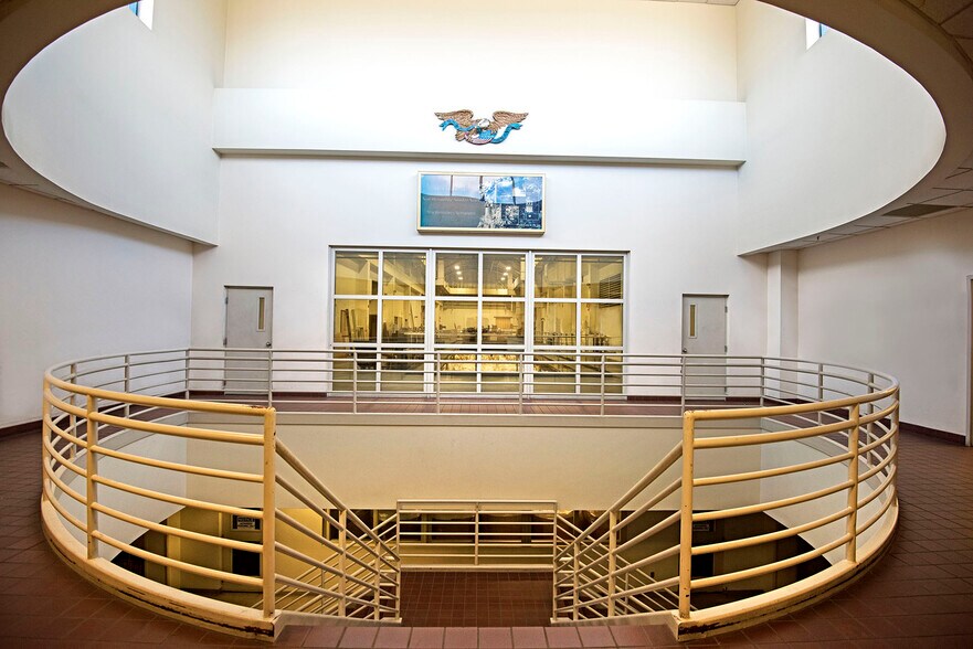 More Photos Of 100 William Loeb Dr, Manchester Light Distribution For Lease