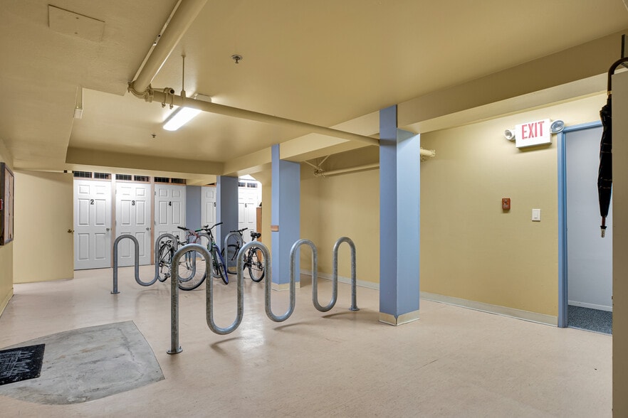 More Photos Of 1215 NW 21st Ave, Portland Apartments For Sale