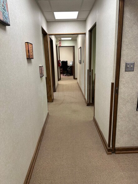 More Photos Of 6693 N Chestnut St, Ravenna Medical For Sale