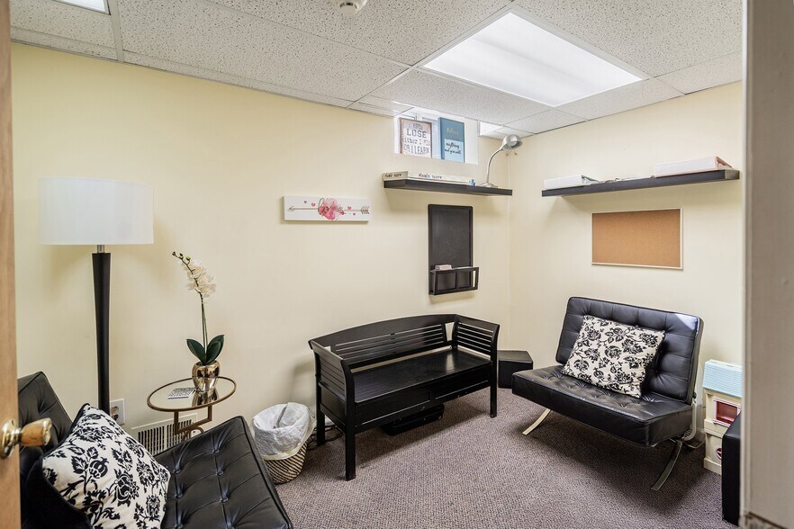 More Photos Of 198 North Ave E, Cranford Medical For Sale