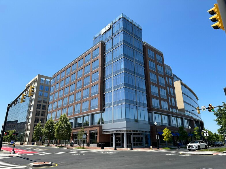 More Photos Of 3000 Potomac Ave, Alexandria Office For Lease