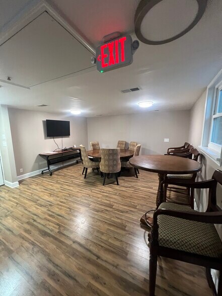 More Photos Of 537 Folly Rd, Charleston Medical For Lease