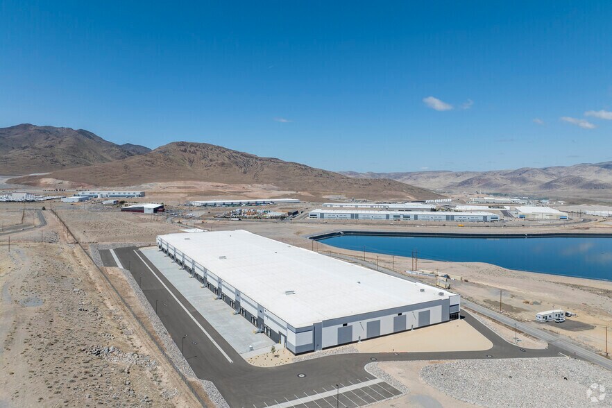 More Photos Of 500 Denmark Dr, Sparks Distribution For Lease