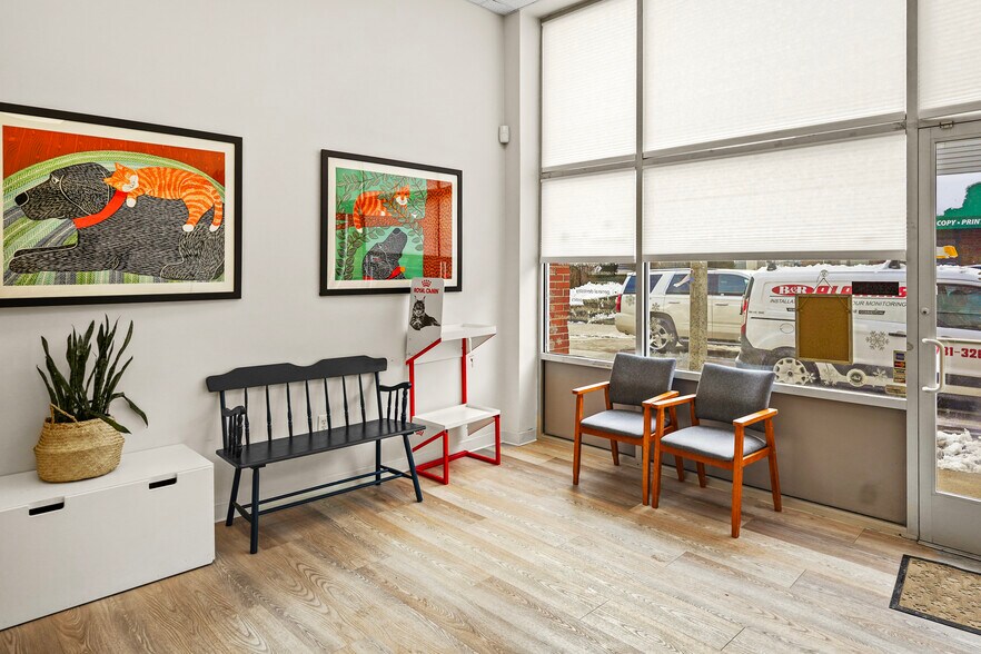 More Photos Of 10-15 Green St, Jamaica Plain Medical For Sale