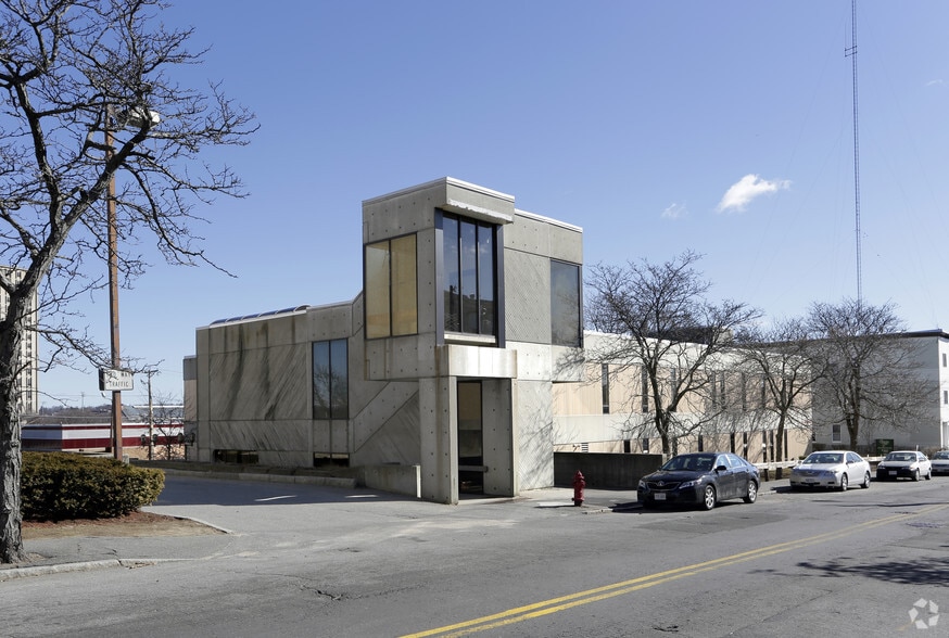 More Photos Of 817 Merrimack St, Lowell Medical For Sale