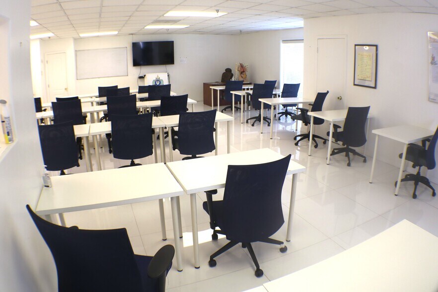 More Photos Of 2800 N State Road 7, Margate Medical For Sale