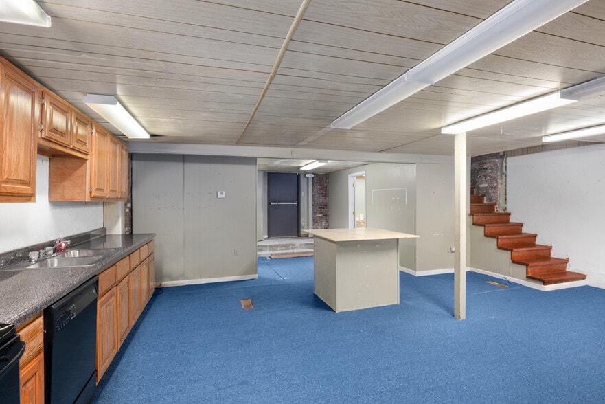 More Photos Of 107-109 W Pleasant Ave, Covington Loft Creative Space For Sale