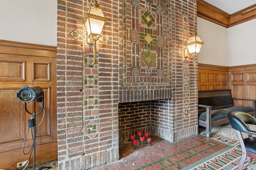 More Photos Of 120 N Warren, Trenton Office For Sale