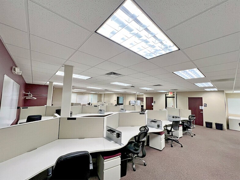 More Photos Of 620 Pierce Blvd, O'Fallon Office For Lease