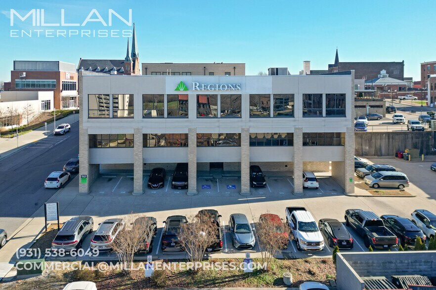 More Photos Of 110 Main St, Clarksville Light Distribution For Lease