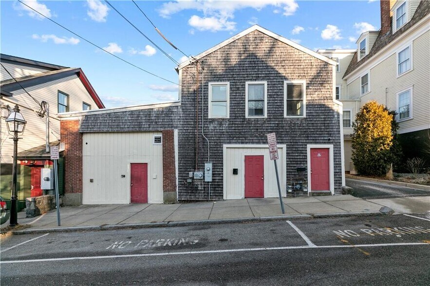 More Photos Of 198 Thames St, Bristol Restaurant For Sale