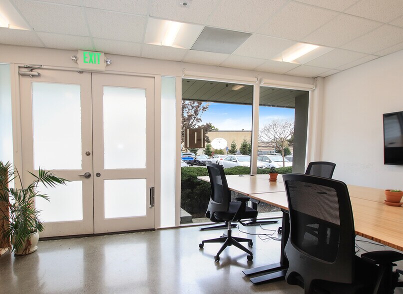 More Photos Of 11 Embarcadero West, Oakland Office For Sale