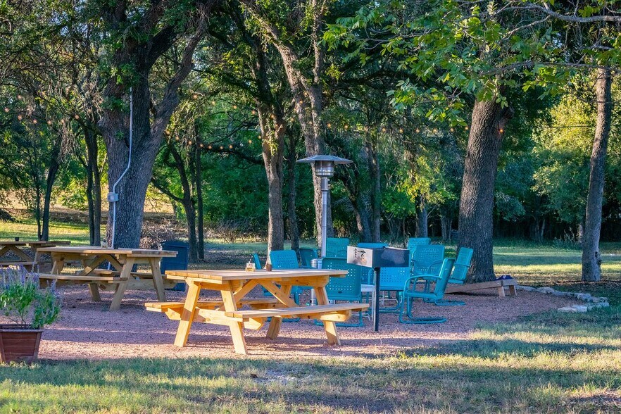 More Photos Of 14818 US-290 E, Stonewall Hotel For Sale
