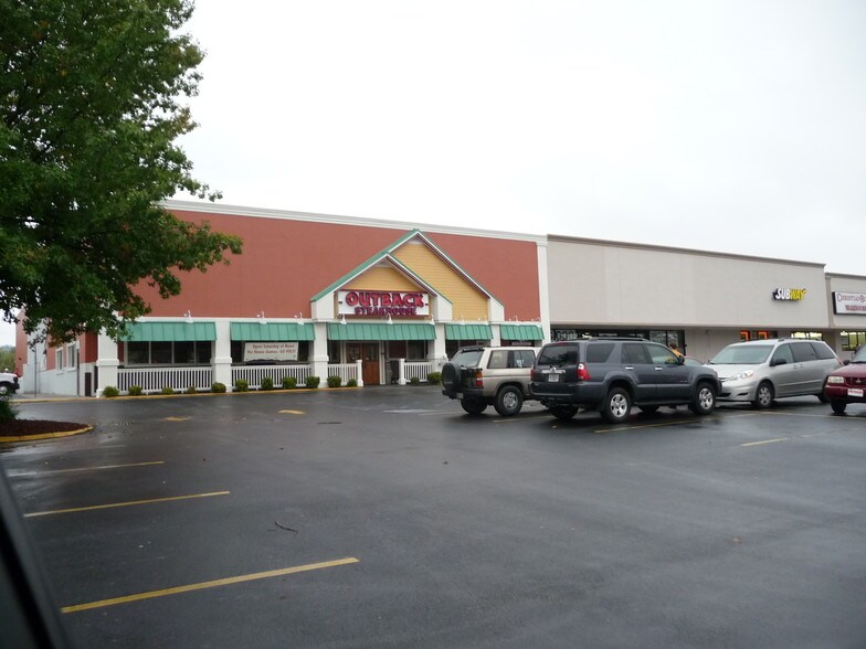 More Photos Of 314 Merchants Dr, Knoxville General Retail For Sale