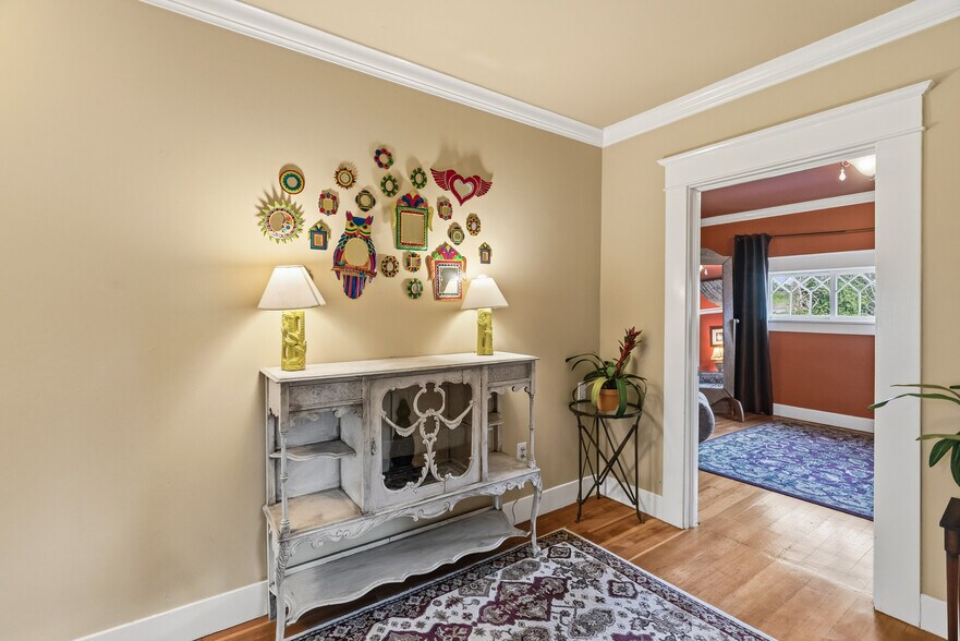 More Photos Of 5186 Gravenstein Hwy S, Sebastopol Restaurant For Sale