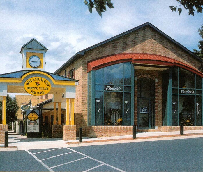 Primary Photo Of 900 W Governor Rd, Hershey Unknown For Lease