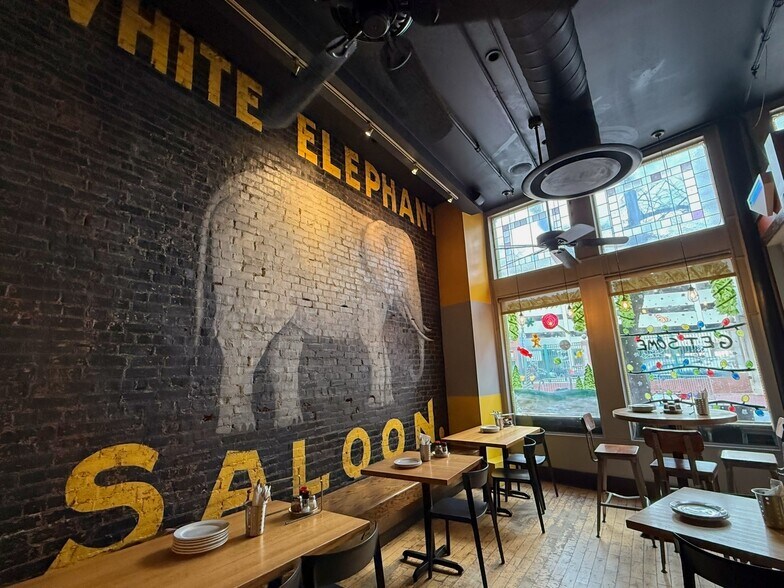 More Photos Of 222 Capitol St, Charleston Storefront Retail Office For Sale