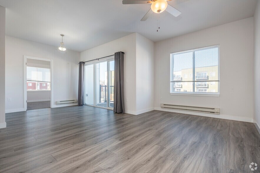 More Photos Of 2515 Gaston Rd, Cottage Grove Apartments For Lease