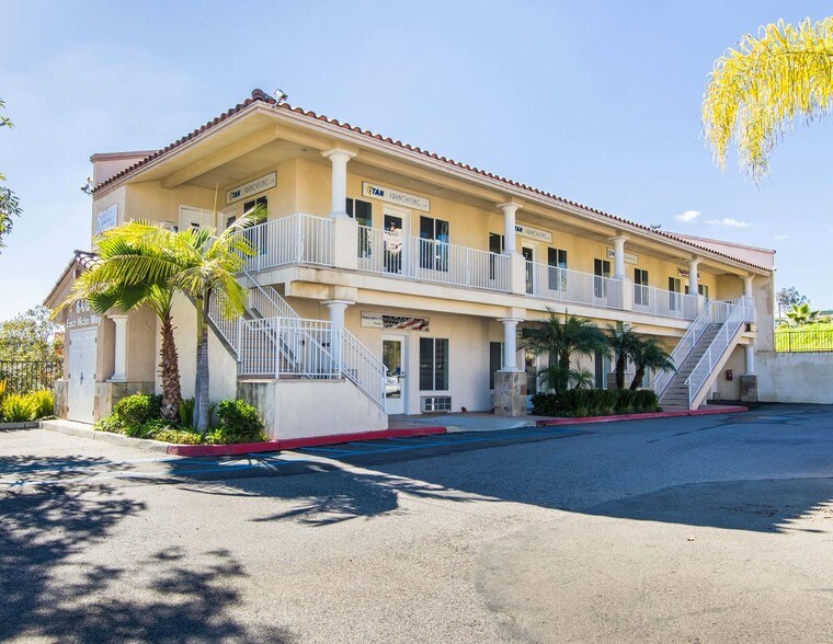 More Photos Of 640 E Vista Way, Vista Office For Lease