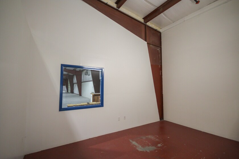 More Photos Of 1020 S Garfield Ave, Loveland Warehouse For Sale