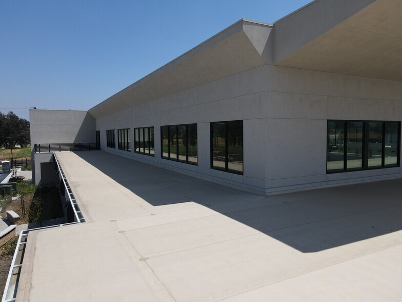 More Photos Of 25258 Redlands Blvd, Loma Linda Healthcare For Lease