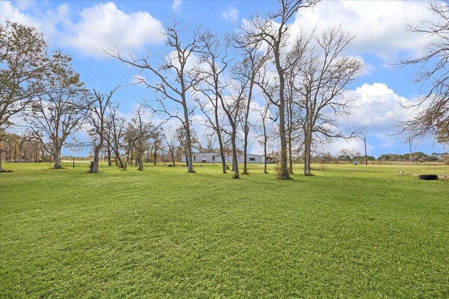 More Photos Of 4343 Buller Rd, Pattison Land For Sale