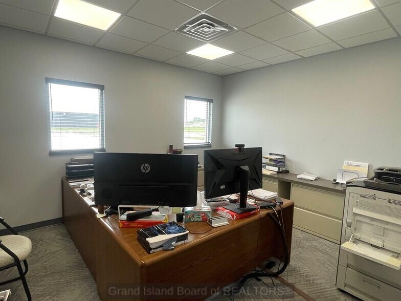 More Photos Of 4586 Gold Core Rd, Grand Island Light Manufacturing For Lease