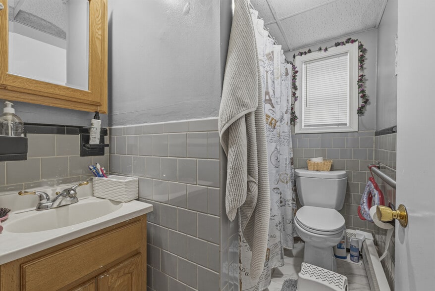 More Photos Of 144 Choate St, Fall River Apartments For Sale