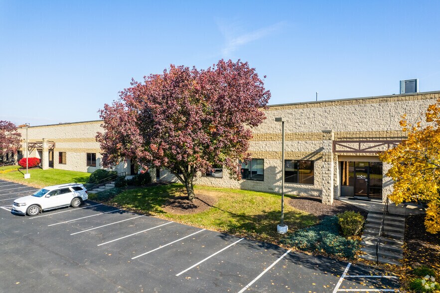 More Photos Of 57 S Commerce Way, Bethlehem Light Manufacturing For Lease