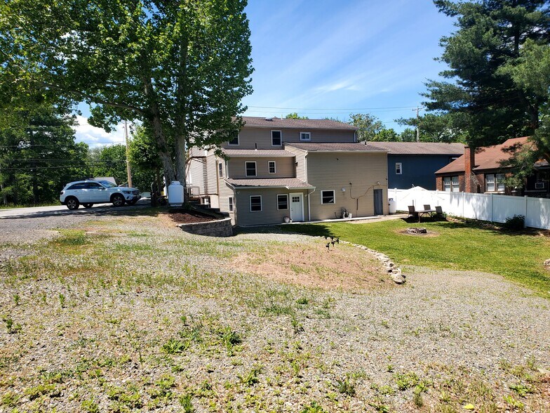 More Photos Of 2314 Rt-32, Cornwall Storefront Retail Residential For Sale
