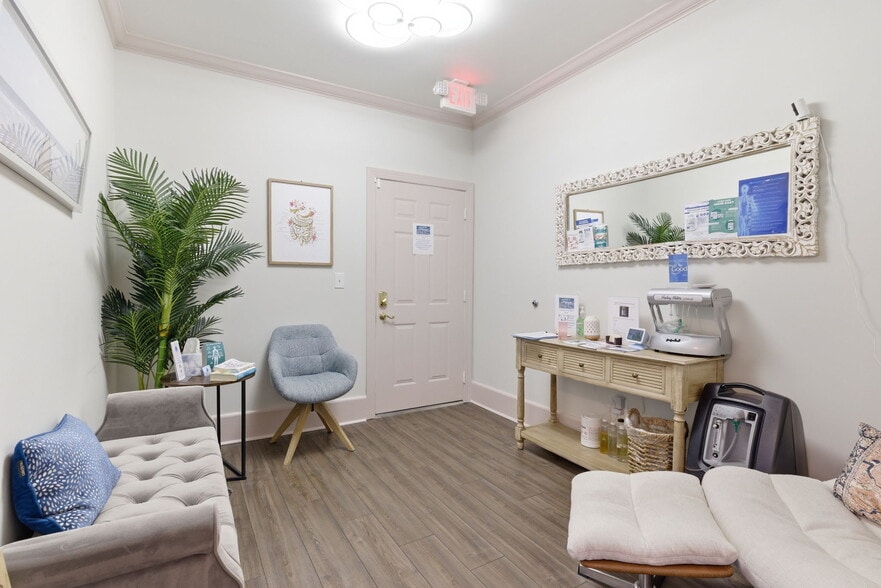 More Photos Of 181 Wind Chime Ct, Raleigh Office For Lease