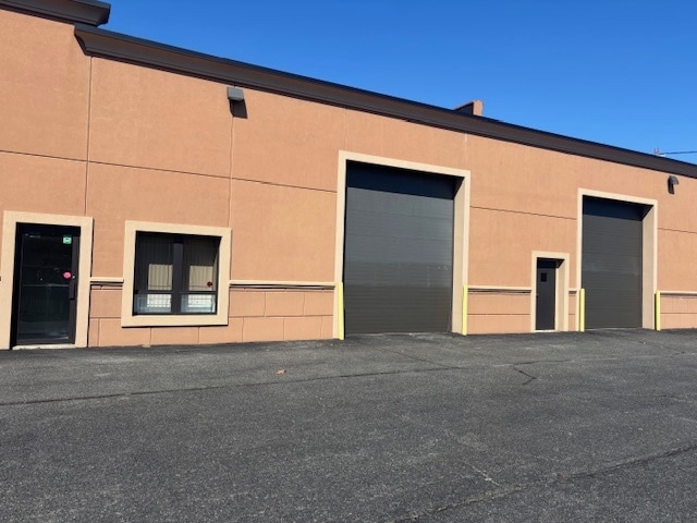 More Photos Of 238 Route 109, Farmingdale Warehouse For Lease