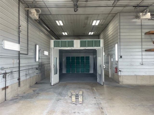 More Photos Of 600 Meyer Rd, Celina Flex For Lease