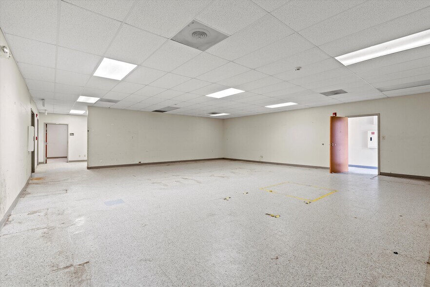 More Photos Of 167 Comfort Rd, Palatka Warehouse For Lease