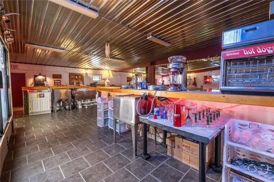 More Photos Of 233 Hwy 75, Sycamore Restaurant For Sale