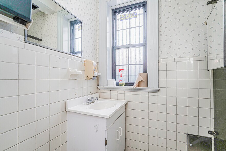 More Photos Of 257 New Dorp Ln, Staten Island Bank For Sale