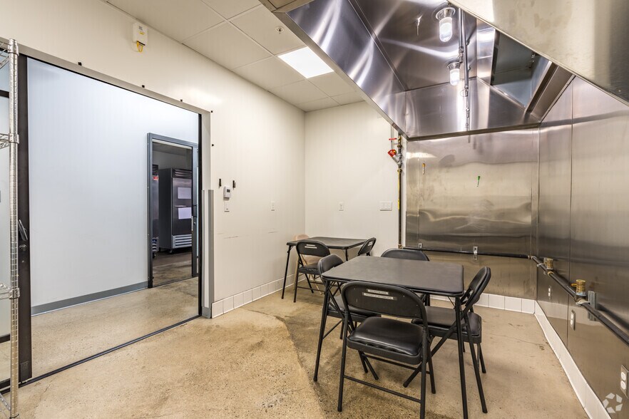 More Photos Of 1501 N C St, Sacramento Warehouse For Lease