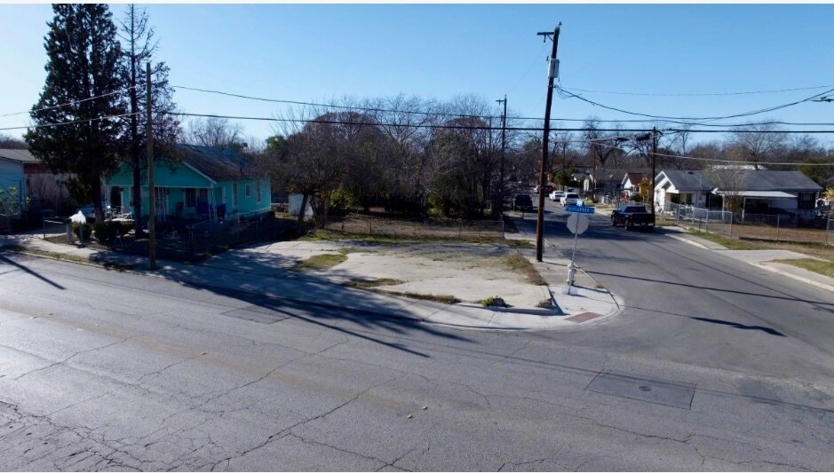 More Photos Of 108 Hawthorne St, San Antonio Land For Sale