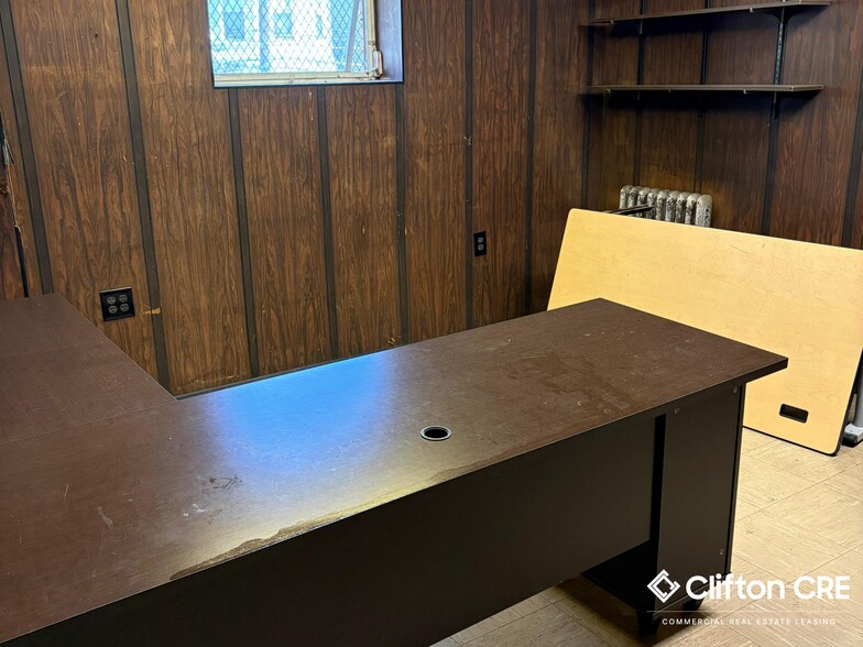 More Photos Of 491 21st St, Irvington Warehouse For Lease