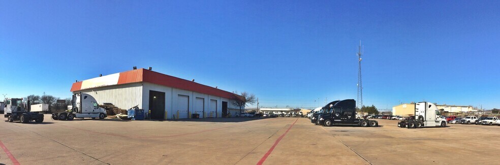 More Photos Of 9773-9777 Harry Hines Blvd, Dallas Truck Terminal For Lease