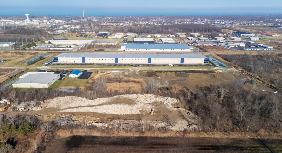 More Photos Of 37873 Avon Commerce Pky, Avon Warehouse For Lease